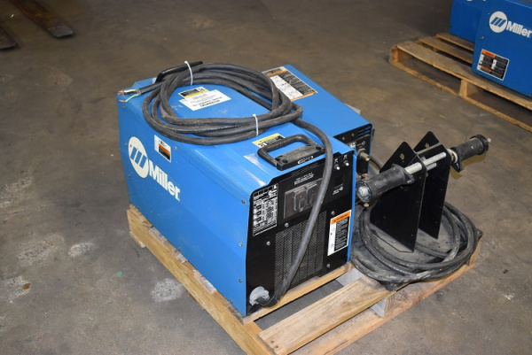 Miller Electric | Mitrowski Welding | Miller XM450 MPA with Feeder