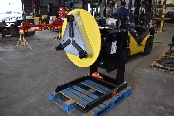 New Stinger 3,000lb Welding Positioner with Gripper Chuck [WP082223-1]